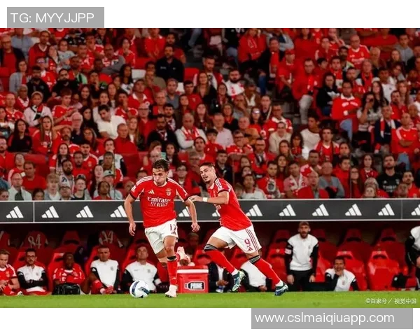 今日趣图:曼联进攻如潮却只收获平局阿森纳零封对手轻松拿分 今日趣图:曼联进攻如潮却只收获平局阿森纳零封对手轻松拿分