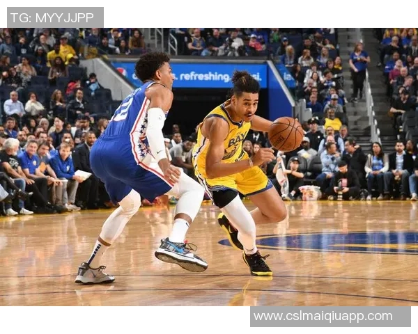 凯尔登半场表现出色6投4中贡献11分5篮板1助攻正负值高达16